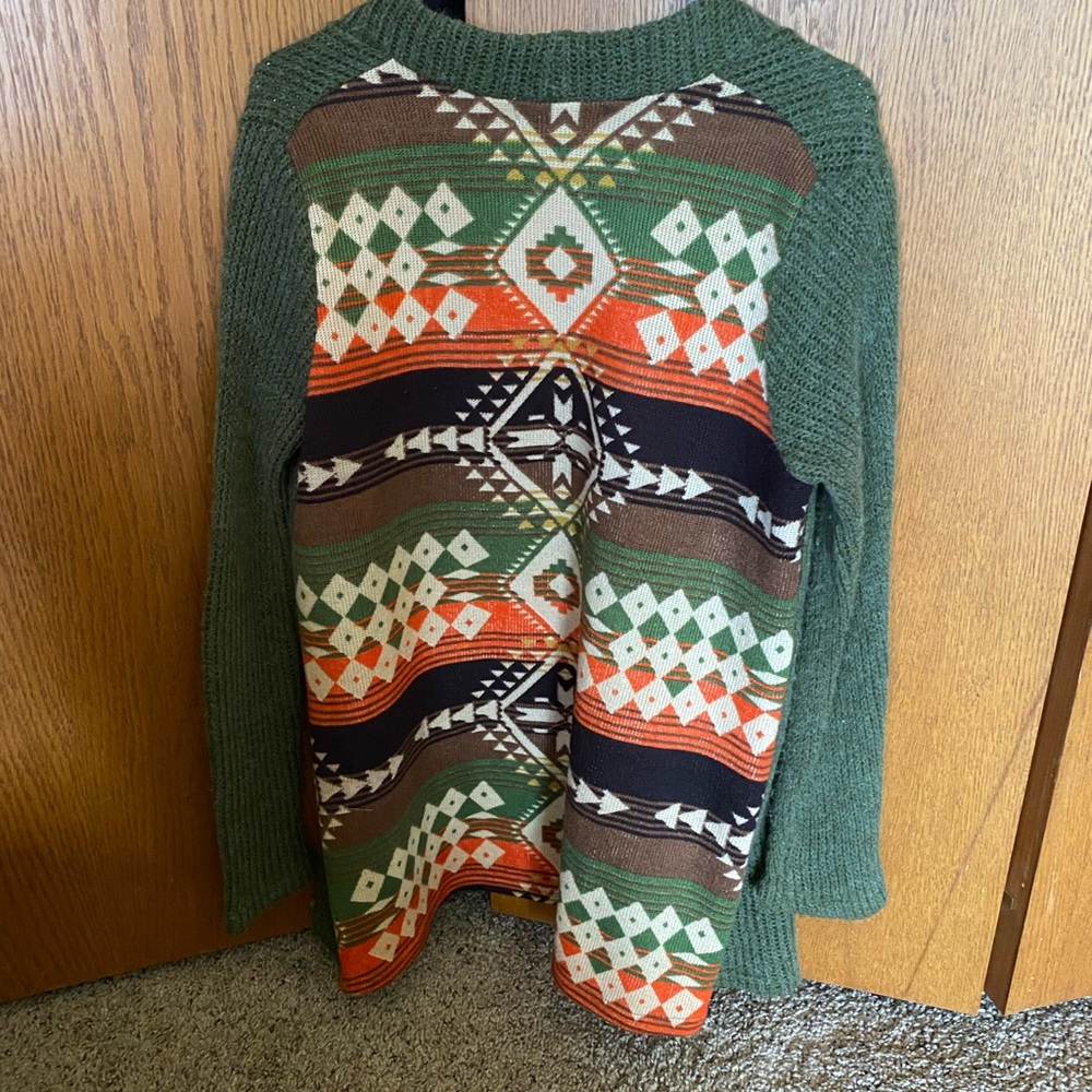 Aztec sweater - Picture 2 of 2